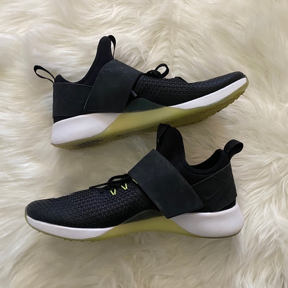 Nike Zoom Women’s Cross Training Shoes - Picture 3 of 7